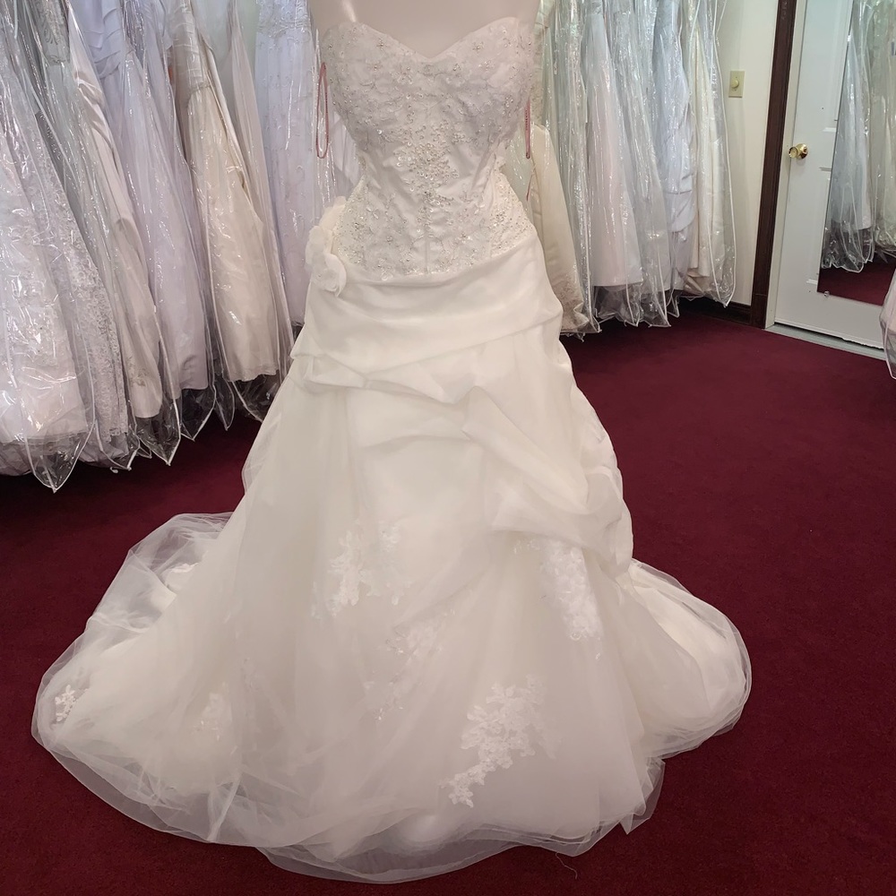 Eden Bridal ivory beaded bodice